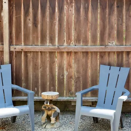 4 Berkeley Furnished Apartment - 2 Beds Laundry And Parking Exterior photo