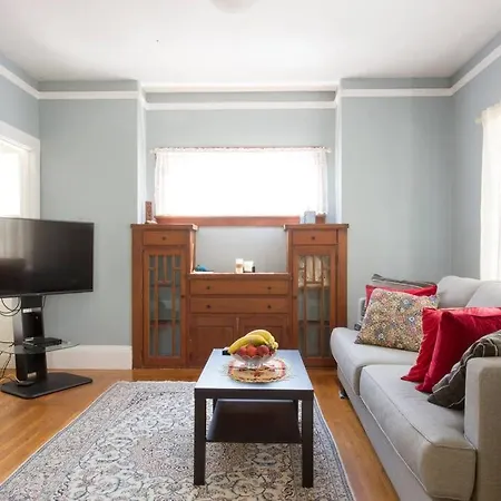 4 Berkeley Furnished Apartment - 2 Beds Laundry And Parking Exterior photo
